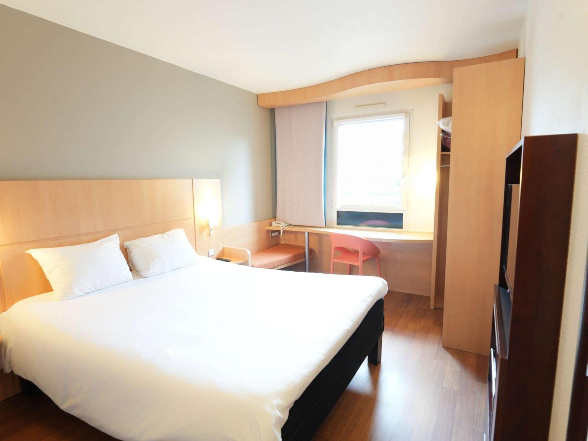 Ibis Vitre Centre Vitré Exterior foto